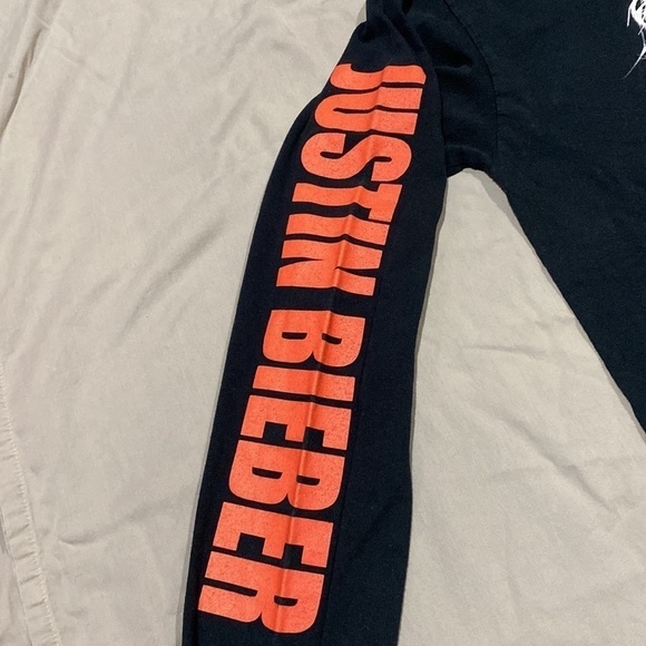 Justin Bieber Purpose Tour 2016 concert reprint long sleeve tshirt size medium - Picture 11 of 11